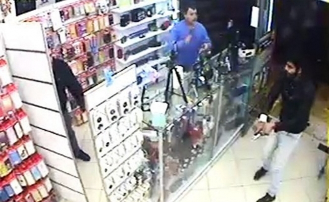 İşyerini silahla basan saldırgan yakalandı