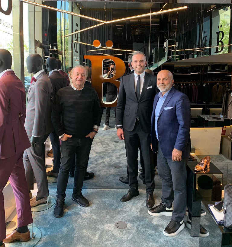 Porto'da Campos'un mağazasını ziyaret ettiler