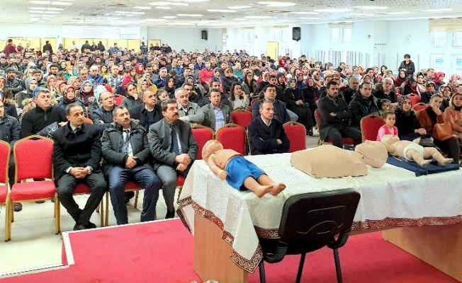 727 kamu çalışanına ‘Akılcı İlaç Kullanımı ve İlk Yardım Farkındalık’ Eğitimi verildi