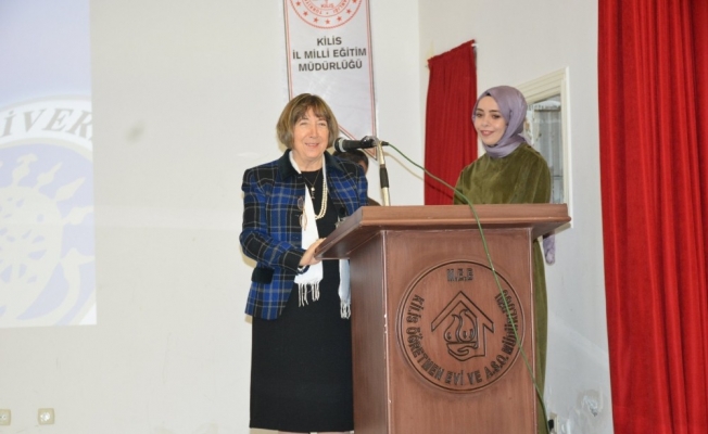 “21. Yüz yılda Psikolojik Danışman Olmak" temalı konferans