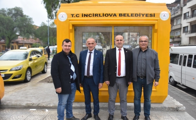 İncirliovalı taksicilerin durak sorununu Başkan Kaya çözdü