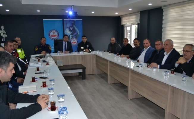 Kaymakam Zaman: &quot;Ülkemizin canı, trafik kazalarında çok yandı&quot;