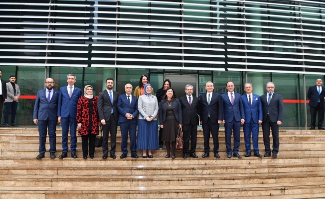 Topaloğlu: &quot;Denizli gerçekten sağlık turizmi açısından önemli fırsatları olan bir kent&quot;