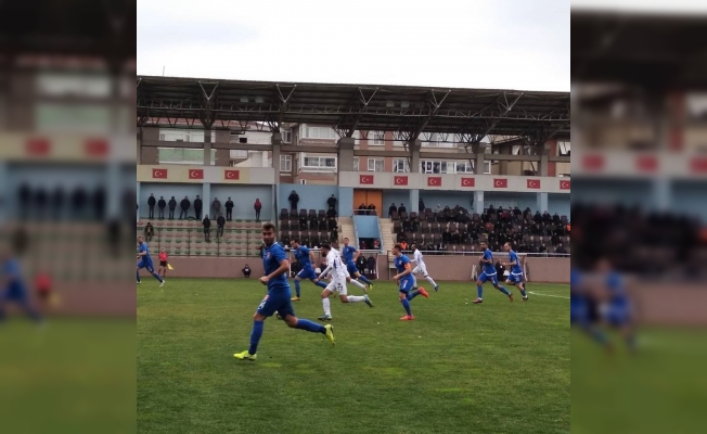 Yeşilyurt Belediyespor lidere tek golle kaybetti