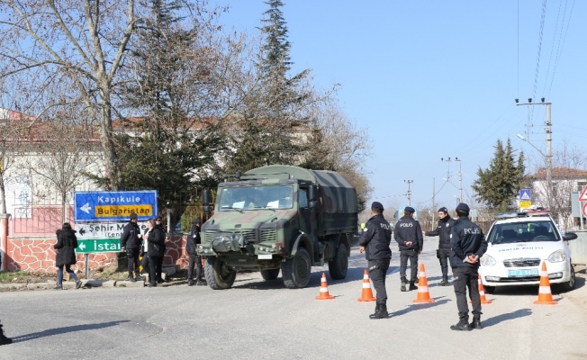 Akın akın geçişler sürüyor