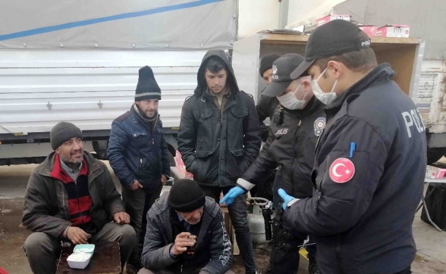 Aksaray’da polis ve zabıta 65 yaş üstü denetiminde