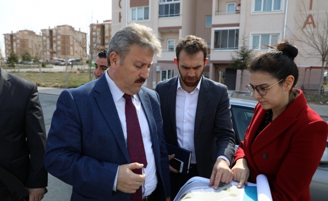 Başkan Palancıoğlu, mahallelerin ihtiyaçlarını çözüyor