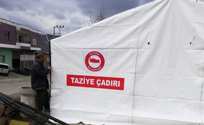 Belediye Başkanı vatandaşlar için çadır ve sandalye aldı