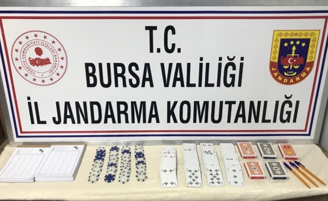 Bursa’da jandarmadan kumarhane baskını