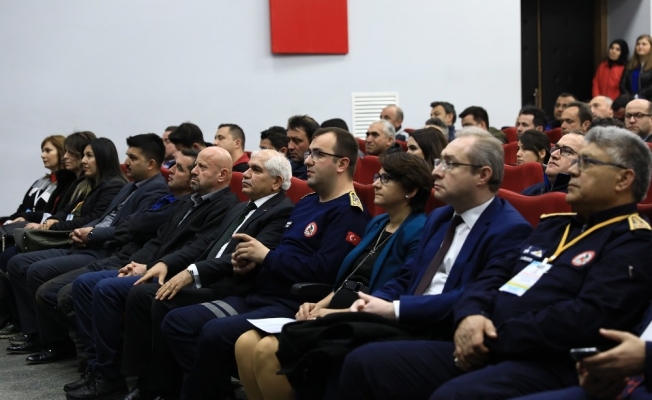 Büyükşehir personeline deprem eğitimi verilmeye başlandı