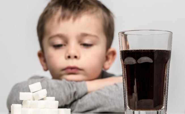 &quot;Ekran bağımlılığı obeziteyi tetikliyor&quot;