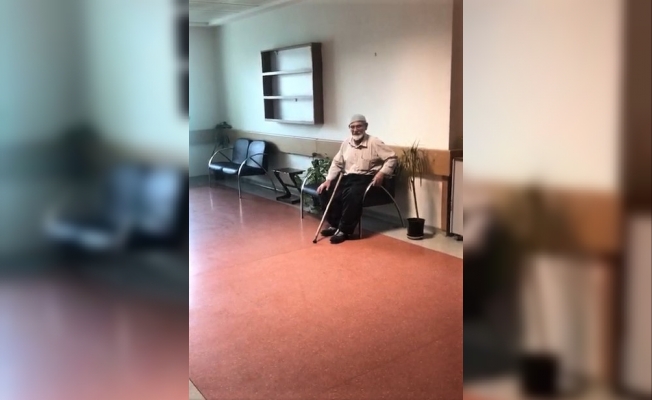 Karantinaya alınan yaşlı adam görevlilere zorluk çıkardı