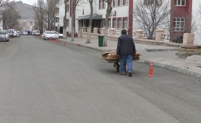 Kars’ta sokaklar boşaldı