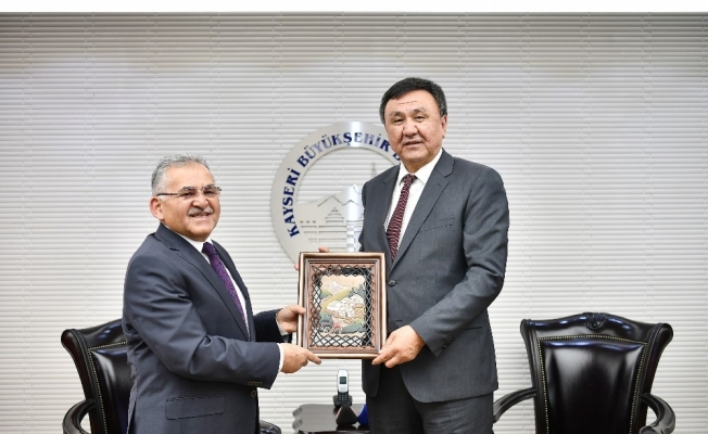 Kırgızistan’ın Ankara Büyükelçisi Ömüraliyev, Başkan Büyükkılıç’ı ziyaret etti
