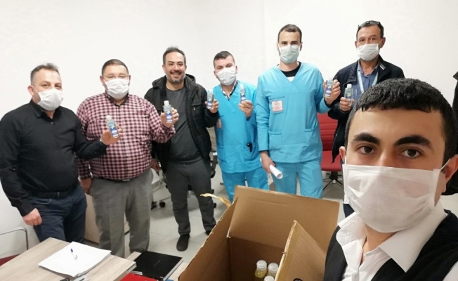 Kolonya üreticisinden sağlık çalışanlarına çam kolonyası