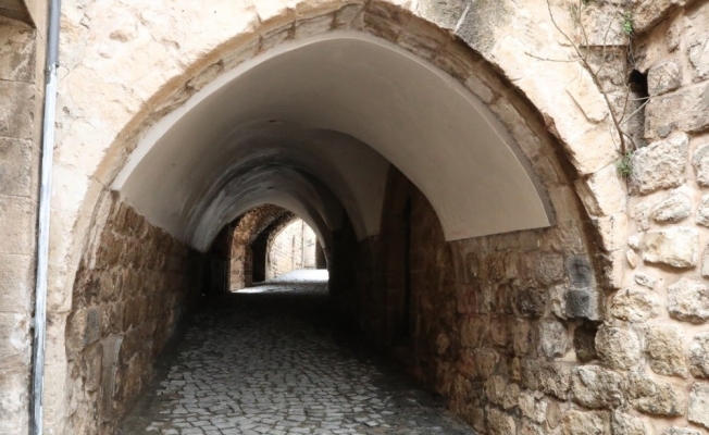 Mardinliler tedbir kurallarına uyarak dışarı çıkmıyor