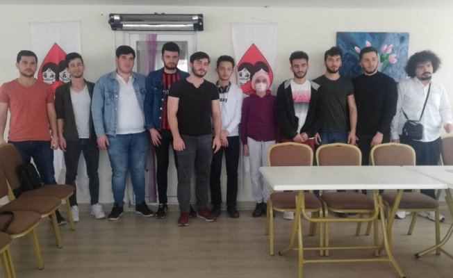 Öğrencilerden anlamlı davranış