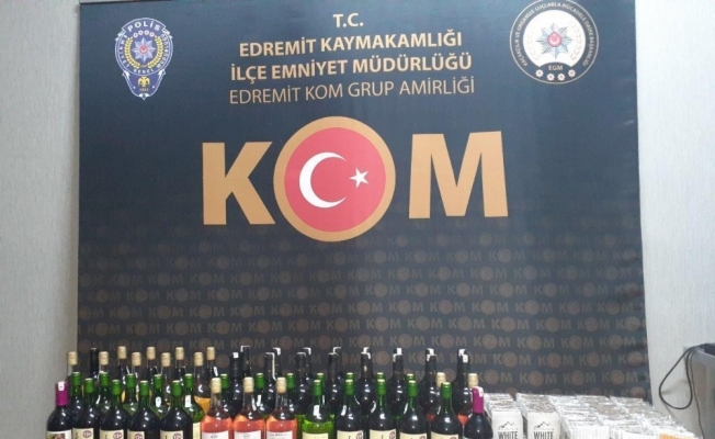 Polis 2.5 milyon TL değerinde kaçak ürün ele geçirdi