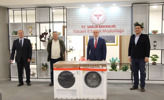 Sağlık çalışanlarına çamaşır makinesi hediyesi ile destek