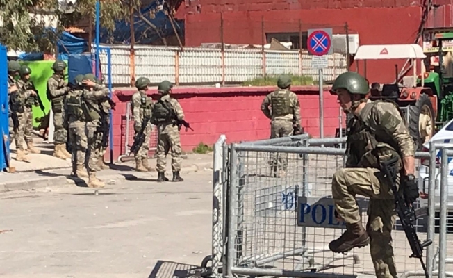 Sınır birliklerine komando sevkiyatı