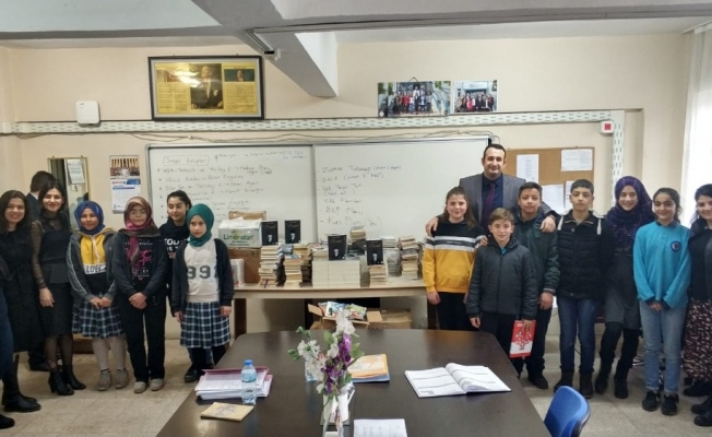 Urganlı 23 Nisan Ortaokulunun kütüphanesi MABEM’le zenginleşti