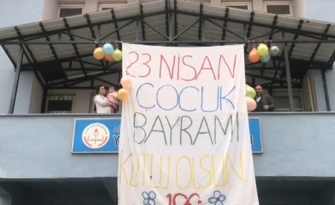 Ağrılı çocuklardan videolu 23 Nisan kutlaması