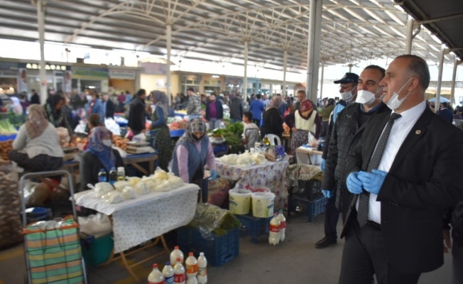 Başkan Kaya’dan pazarda Korona virüs denetimi