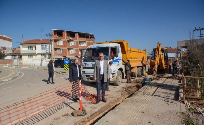 Karacabey’de elektrik hatlarının yer altına alınma çalışmaları tam gaz