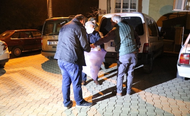 Kırşehir’de 12 dairelik apartmanda karantina uygulaması