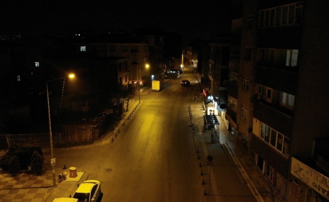Sokağa çıkma yasağı nedeniyle boşalan sokaklar havadan görüntülendi