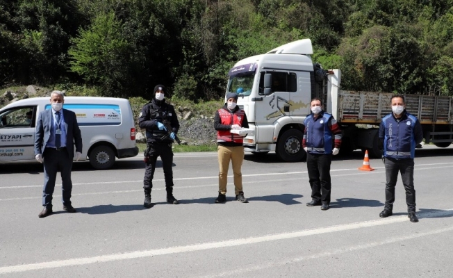 Zabıta ekiplerinden polis ekiplerine sürpriz