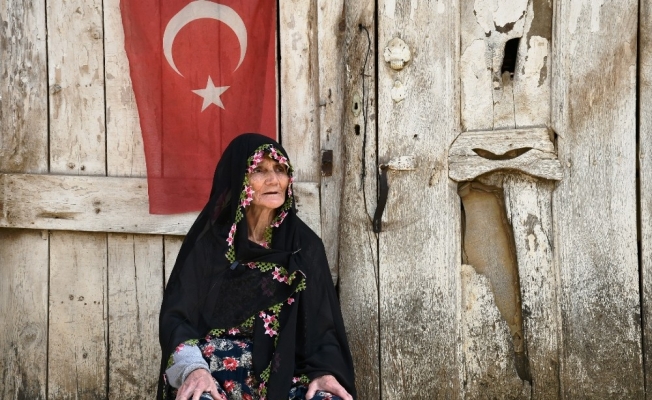 80 yaşındaki Mahmuriye Nineden duygulandıran sözler