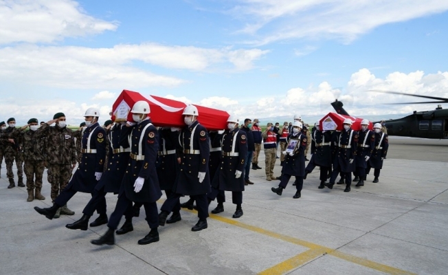 Bitlis şehitleri için Muş’ta uğurlama töreni düzenlendi