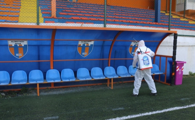 Eyüpsultan’da dezenfekte edilen statlar maçlara hazır