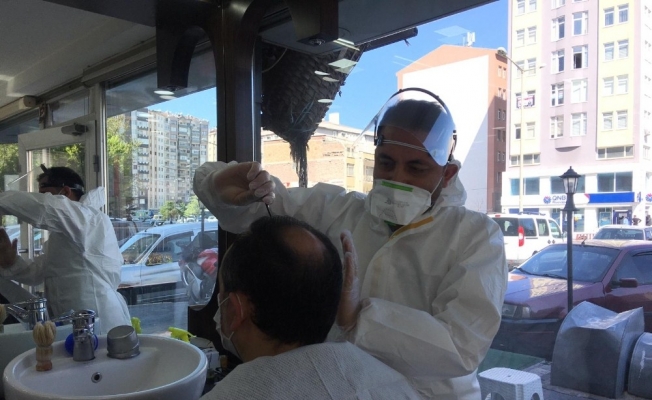 Kayseri’de berberler tıraş ettikleri müşterilerinin listesini tutacak