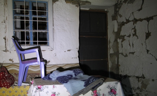 Bingöl’de depremin merkezindeki köyün sakinleri o anları anlattı