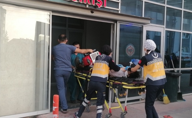 Ailesi için karton toplayan genç, kalp krizine yenildi