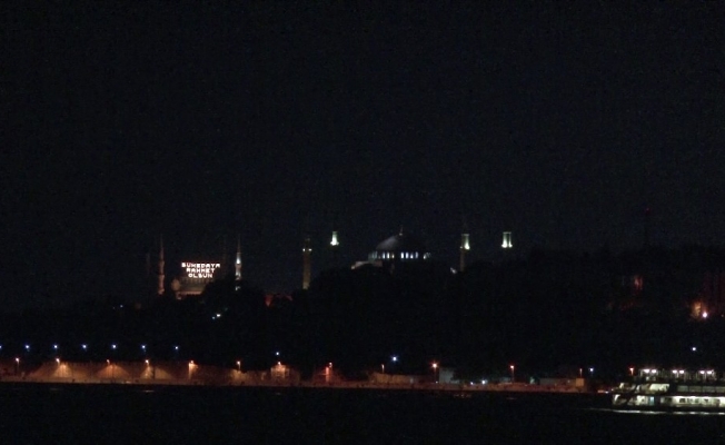 Aydınlığa kavuşan Ayasofya Üsküdar’dan görüntülendi