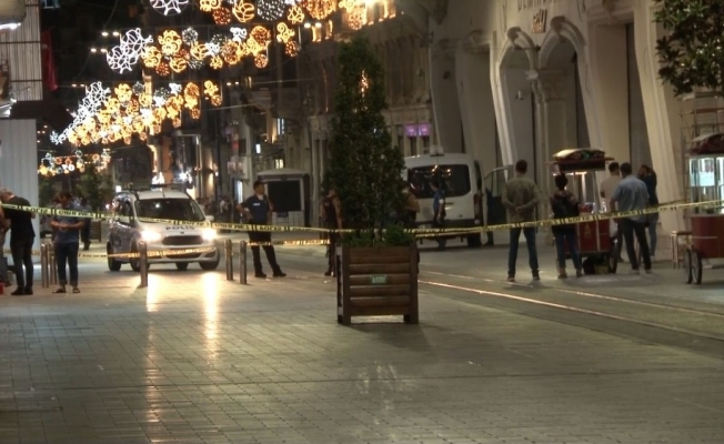 İstiklal Caddesi’nde şüpheli paket paniği