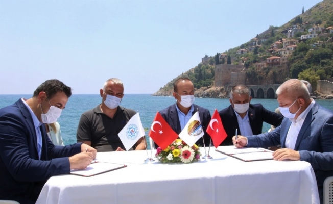 Konaklı Kongre Merkezi için imzalar atıldı