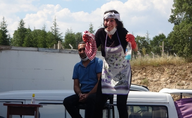 Korona virüs tedbirleri tiyatroda ele alındı