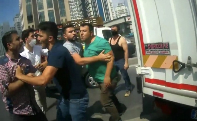 (Özel) E-5 Karayolu’nda “yol verme” tartışması kamerada