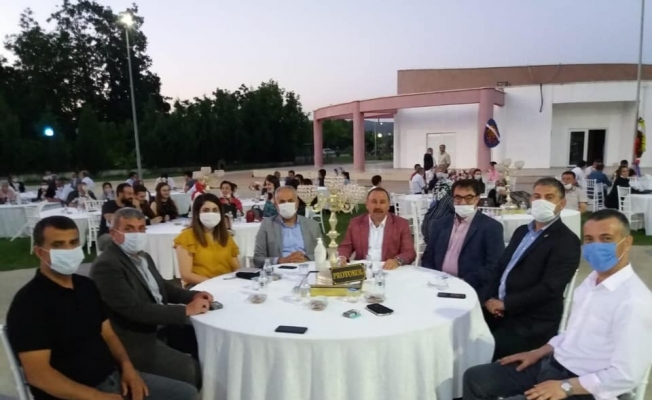 Sadece Başkan Sever’in maske takmaması dikkat çekti