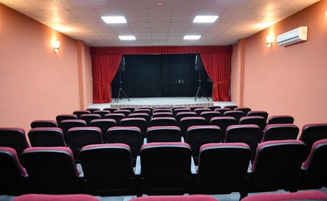 Tarsus’ta "Ayşe Lebriz Berkem Sahnesi" açıldı