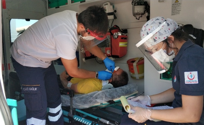 Elektrikli motosiklet sürücüsü kazada yaralandı