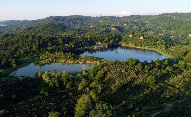 Gaga Gölü bayramda ziyaretçi akınına uğradı