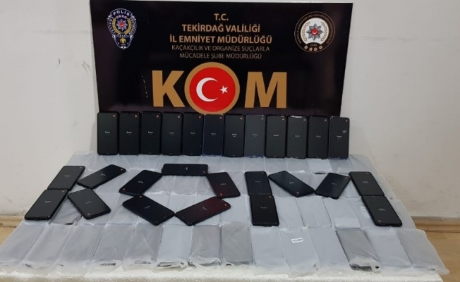 Tekirdağ’da 100 adet kaçak cep telefonu ele geçirildi