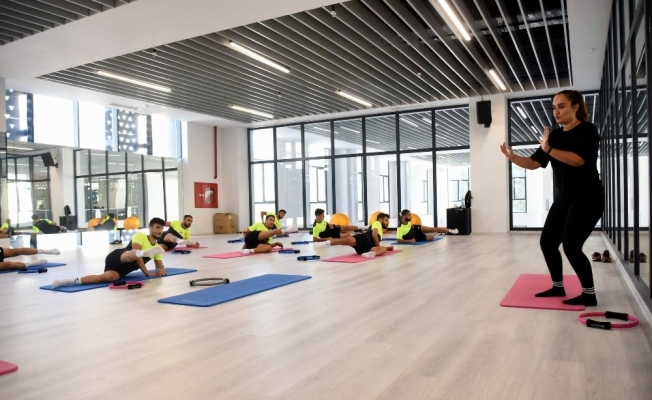 Aliağaspor salonda pilates çalıştı