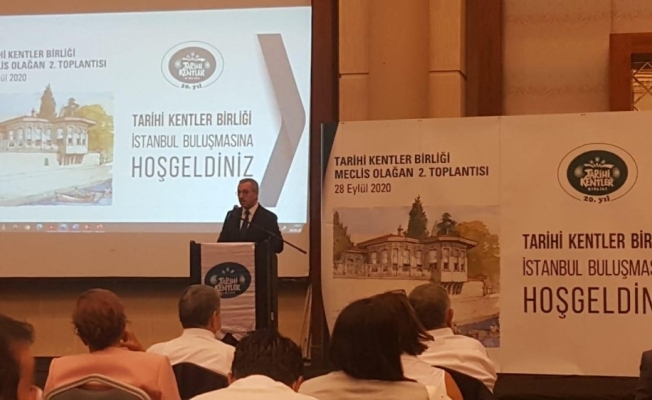 Başkan Büyükkılıç İstanbul’dan ödül ile döndü