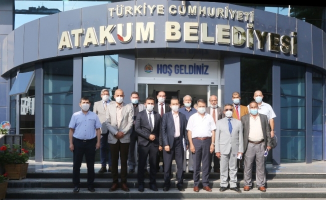 Başkan Cemil Deveci yabancı yatırımcılara Atakum’u tanıttı